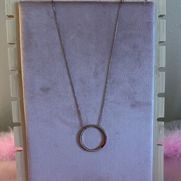 Michael Kors Elegant Rose Gold Circle Necklace - Picture 1 of 3
